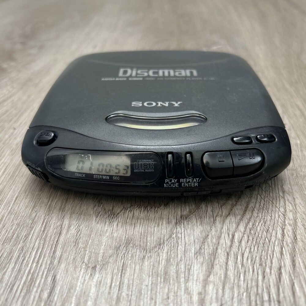 Sony Discman D-141 Black Mega Bass Portable Compact CD Player VTG Tested READ